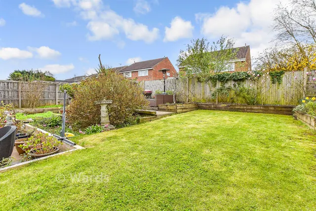 Jeffery Close, Staplehurst, TN12, photo 2