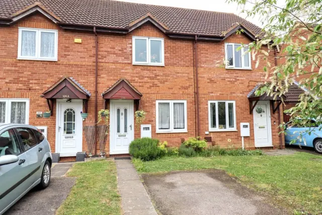 Lichfield Down, Walnut Tree, Milton Keynes, Buckinghamshire, MK7 7NW, photo 1