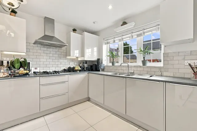 Goodwin Drive, Arlesey, SG15, photo 2