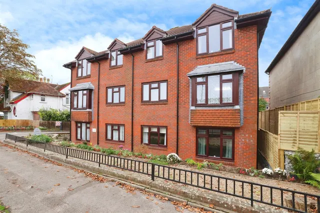 Stratford Road, Salisbury, SP1, photo 1