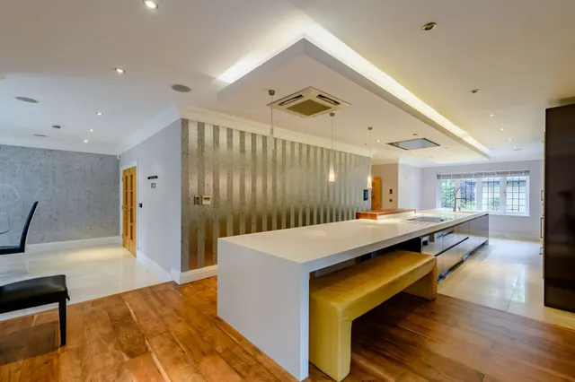 Park Lane, Hale, photo 3