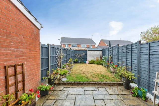 Photo 3 — Lymington Drive, Longford, Coventry, CV6