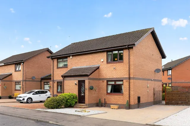 Fisher Drive, Paisley, photo 1