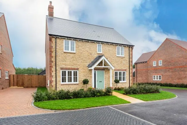 Deanfield Row, Dinton, HP17, photo 1