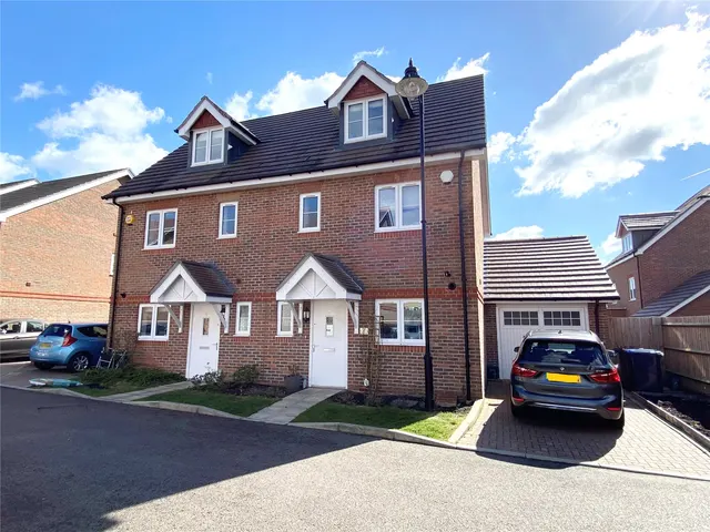 Jersey Close, Knaphill, GU21, photo 1