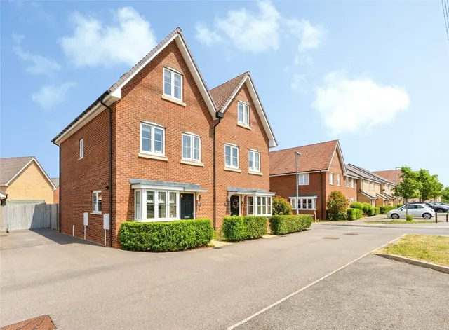 Valerian Way, Leighton Buzzard, Bedfordshire, LU7, photo 1