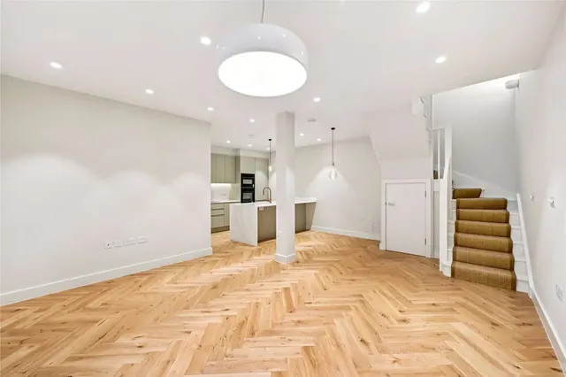 Cranley Mews, London, SW7, photo 3