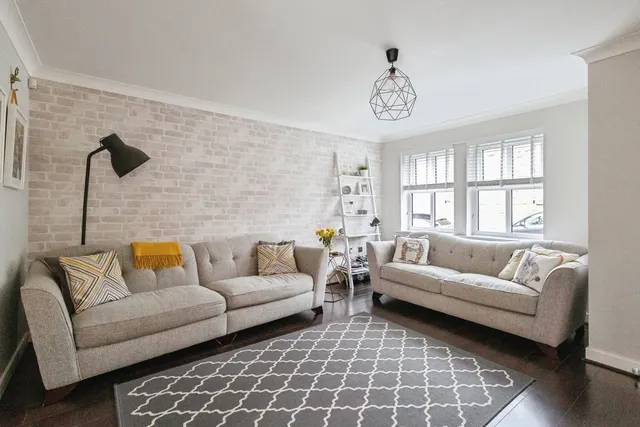 Calico Crescent, Stalybridge, SK15, photo 2