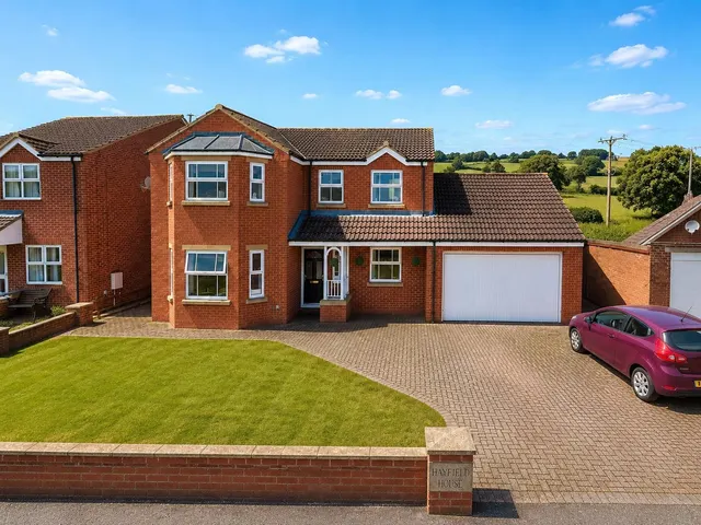 Sycamore Lane, Leeming, Northallerton, North Yorkshire, DL7, photo 1