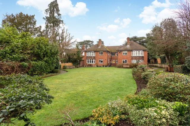 Upper Brighton Road, Surbiton, KT6, photo 2