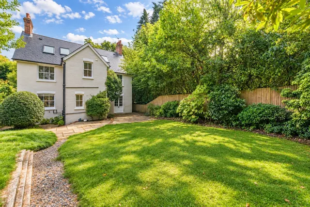 Tilford Road, Hindhead, GU26, photo 1