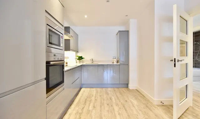 The Street, St. Michaels Court, KT21, photo 3