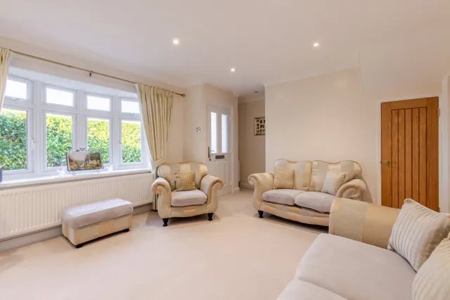Photo 2 — Ridgeway, Dartford