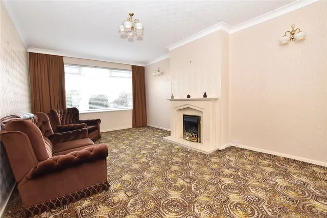 Templegate Drive, Leeds, LS15, photo 2