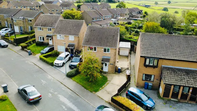 Bluebell Avenue, Penistone, photo 1