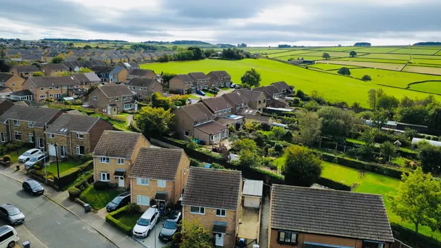 Bluebell Avenue, Penistone, photo 2