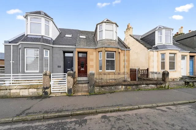 Argyle Road, Saltcoats, photo 1
