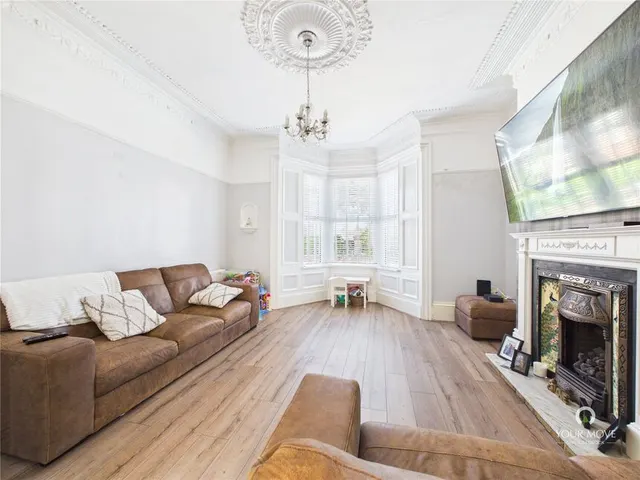 Bede Burn Road, Jarrow, NE32, photo 3