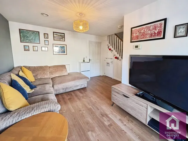 Chesterfield Close, Eccles, M30, photo 2