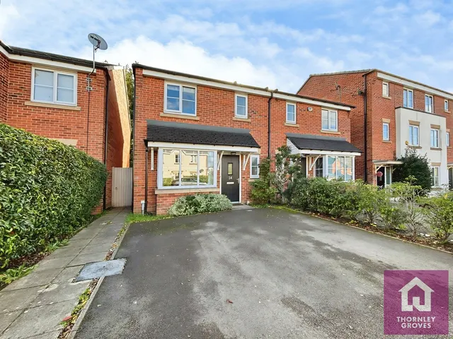 Chesterfield Close, Eccles, M30, photo 1