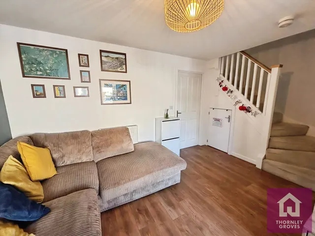 Chesterfield Close, Eccles, M30, photo 3