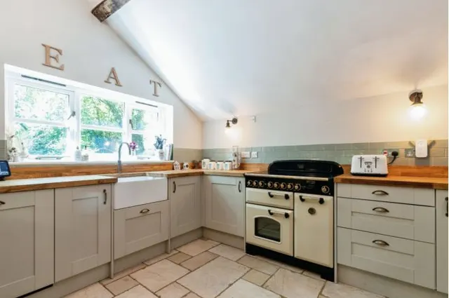 Silverhill, Robertsbridge, TN32, photo 2