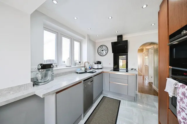 Wheatfield Crescent, Mansfield, NG19, photo 3