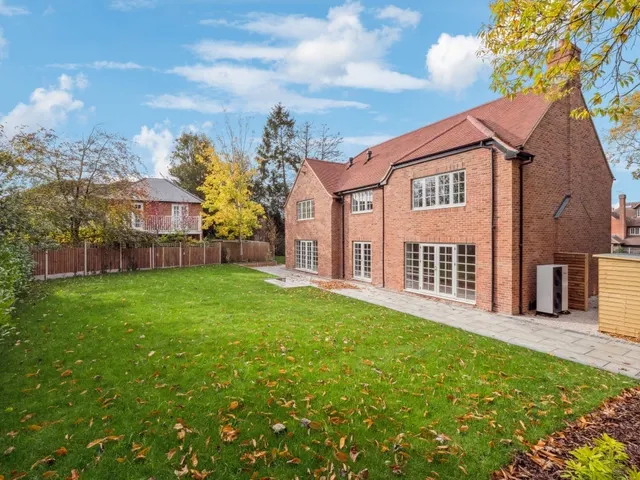 Dog Kennel Lane, Rickmansworth, WD3, photo 1