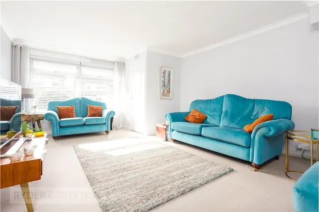 Arnside Avenue, Chadderton, OL9, photo 3
