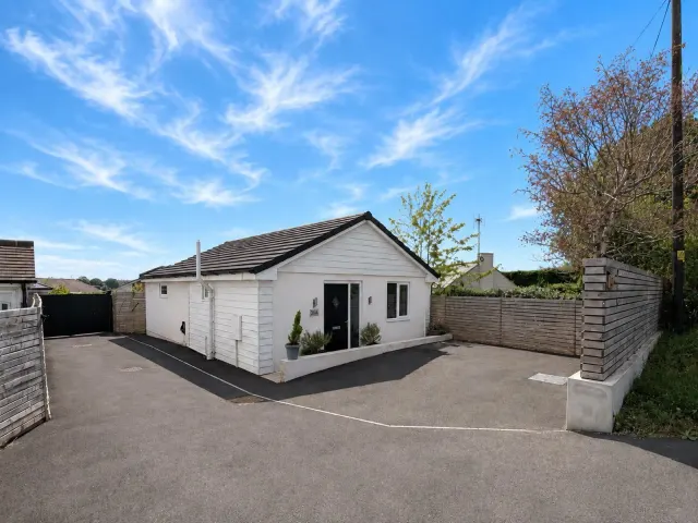 Hawks Road, Hailsham, East Sussex, BN27, photo 1