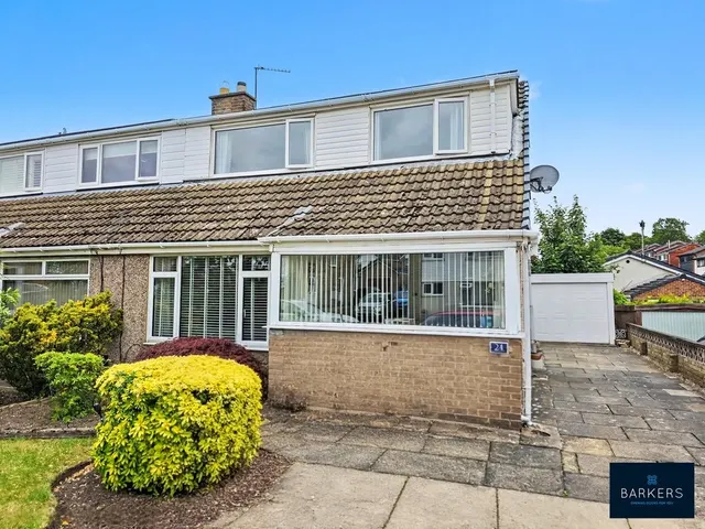 Brown Hill Drive Birkenshaw, Bradford BD11 2AZ, photo 1