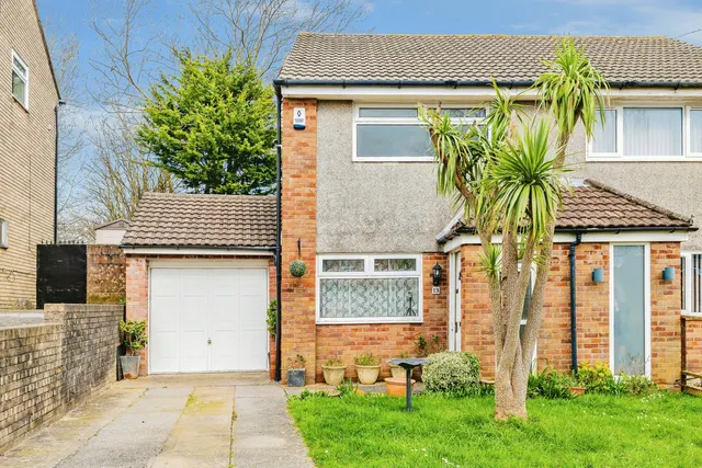Lydstep Road, Barry, CF62, photo 1