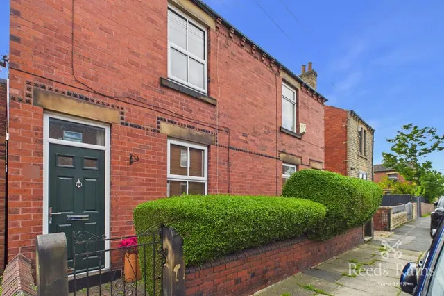 Broomcroft Road, Ossett, West Yorkshire, WF5, photo 1