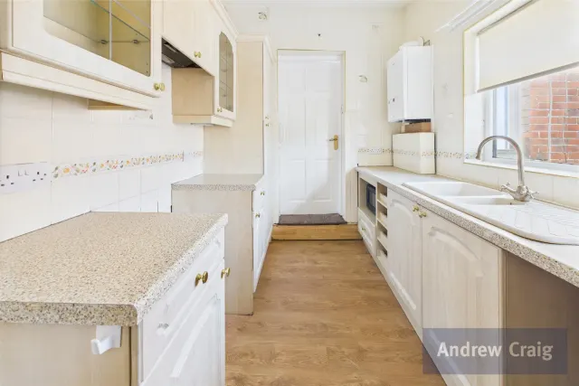 Stowell Terrace, Heworth, NE10, photo 3