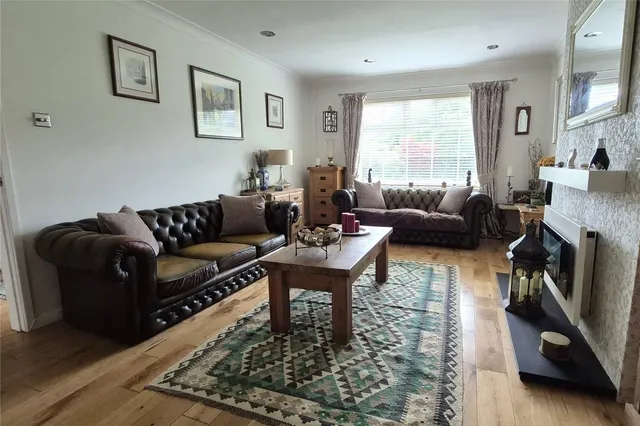Photo 3 — Argyll Close, Macclesfield, Cheshire, SK10
