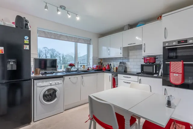 The Longlands, Barnt Green, B45, photo 2