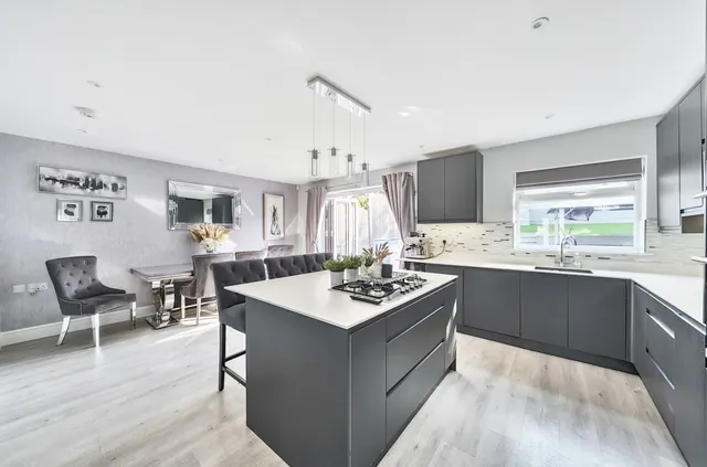 Photo 3 — Worsley Road, Frimley, Camberley, Surrey, GU16 9BB