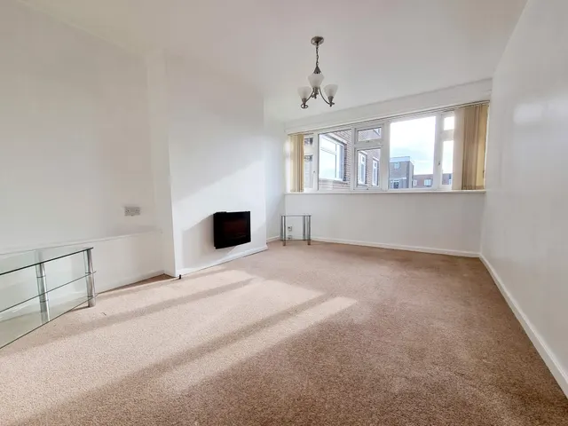 Hilltop Gardens, Dartford, Kent, DA1, photo 1
