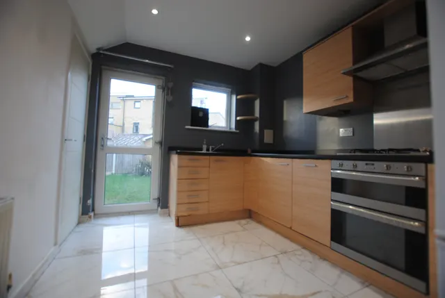 Courtyard Mews, Greenhithe, DA9, photo 3