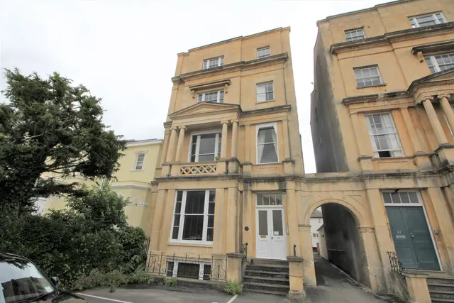 Lansdown Terrace, Cheltenham, GL50, photo 1