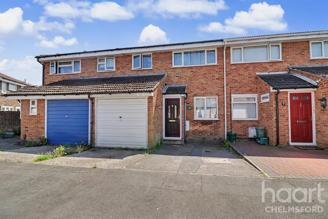 Carnation Close, Chelmsford, CM1, photo 1