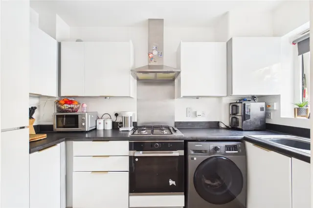 Tay Road, Tilehurst, RG30, photo 2