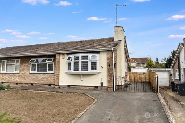 Tamar Road, Bulkington, CV12, photo 1