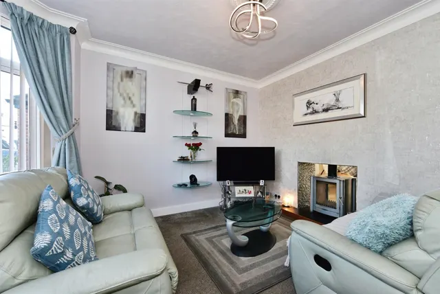Seagrave Crescent, Gleadless, S12, photo 2