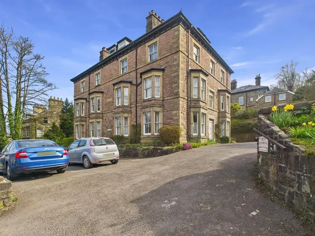Terrace Road, Buxton, photo 1