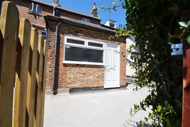 Portland Place, Hastings, East Sussex, TN34 1QN, photo 1