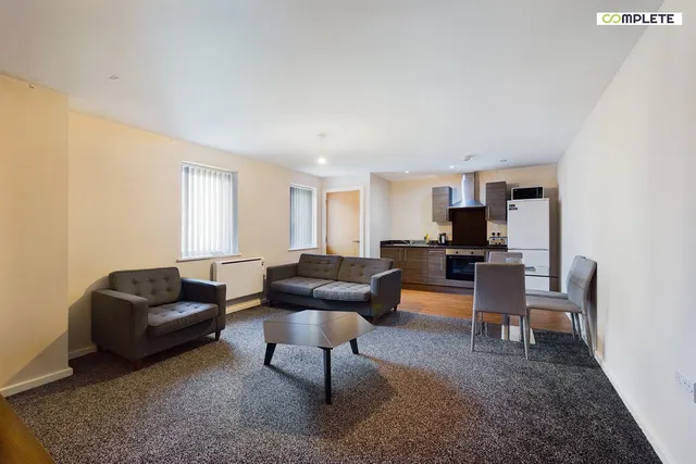 Photo 2 — Trafford Plaza, 73 Seymour Grove, Stretford, M16 0UB