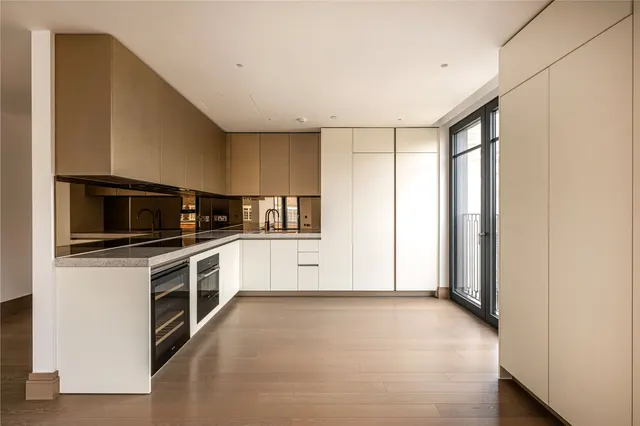 Lucan Place, Chelsea, SW3, photo 2