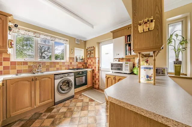 Great Goodwin Drive, Guildford, GU1, photo 3
