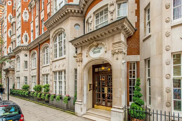 Photo 2 — Lincoln House, Basil Street, Knightsbridge, London, SW3 1AW